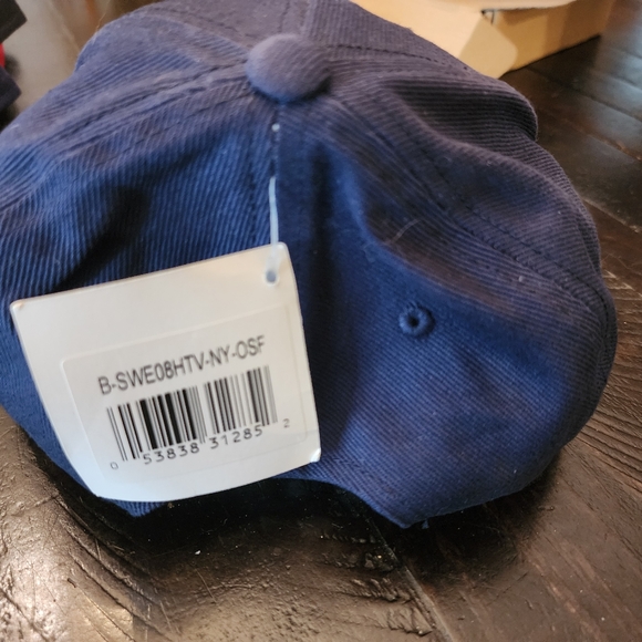 NWT Cleveland Indians Chief Wahoo Velcro Adjustable Hat - Picture 2 of 4